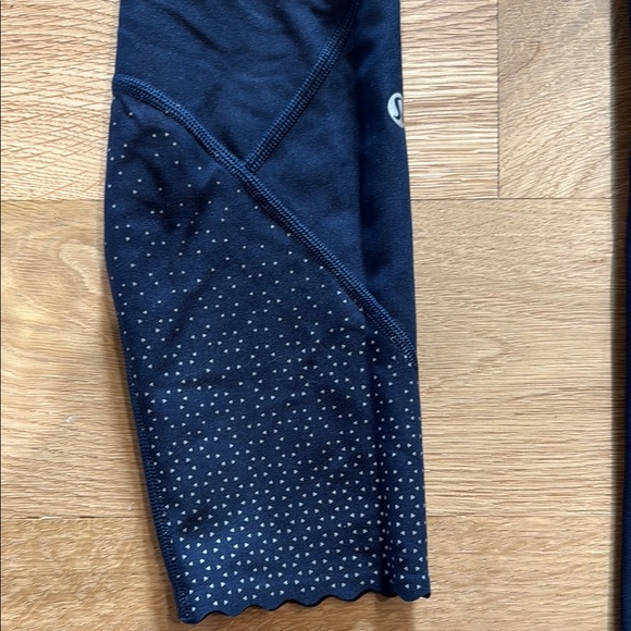 Blue lululemon Leggings - Picture 4 of 4